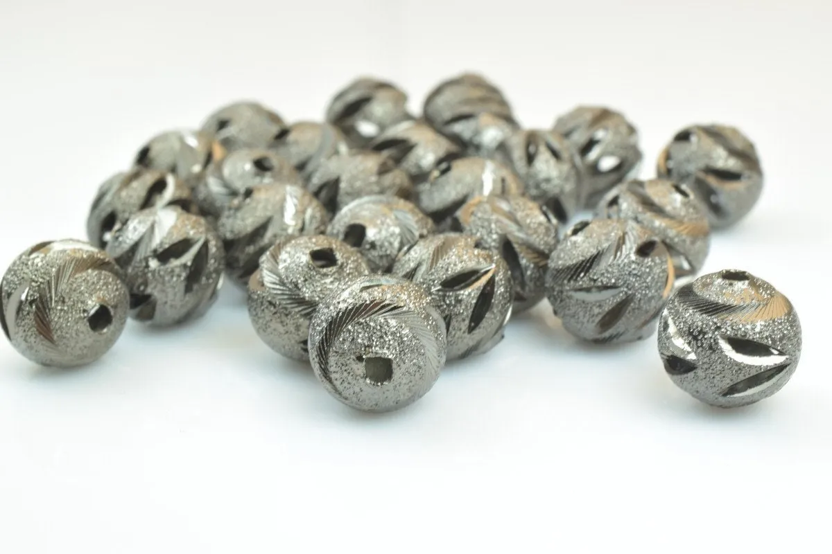 100 PCs Gun Metal Plated Black Carved Round Beads 6mm/8mm/10mm Diamond Cut For Jewelry Making