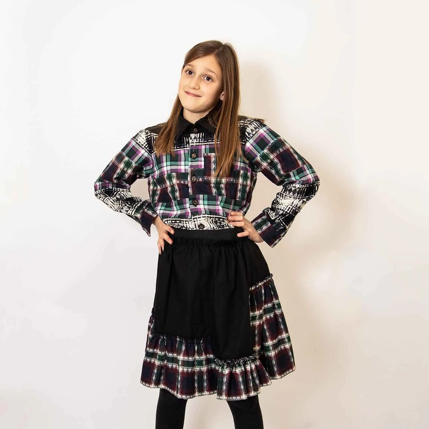 Meisjes Zwarte Rok met Tartan Detail in Rood &amp; Groen