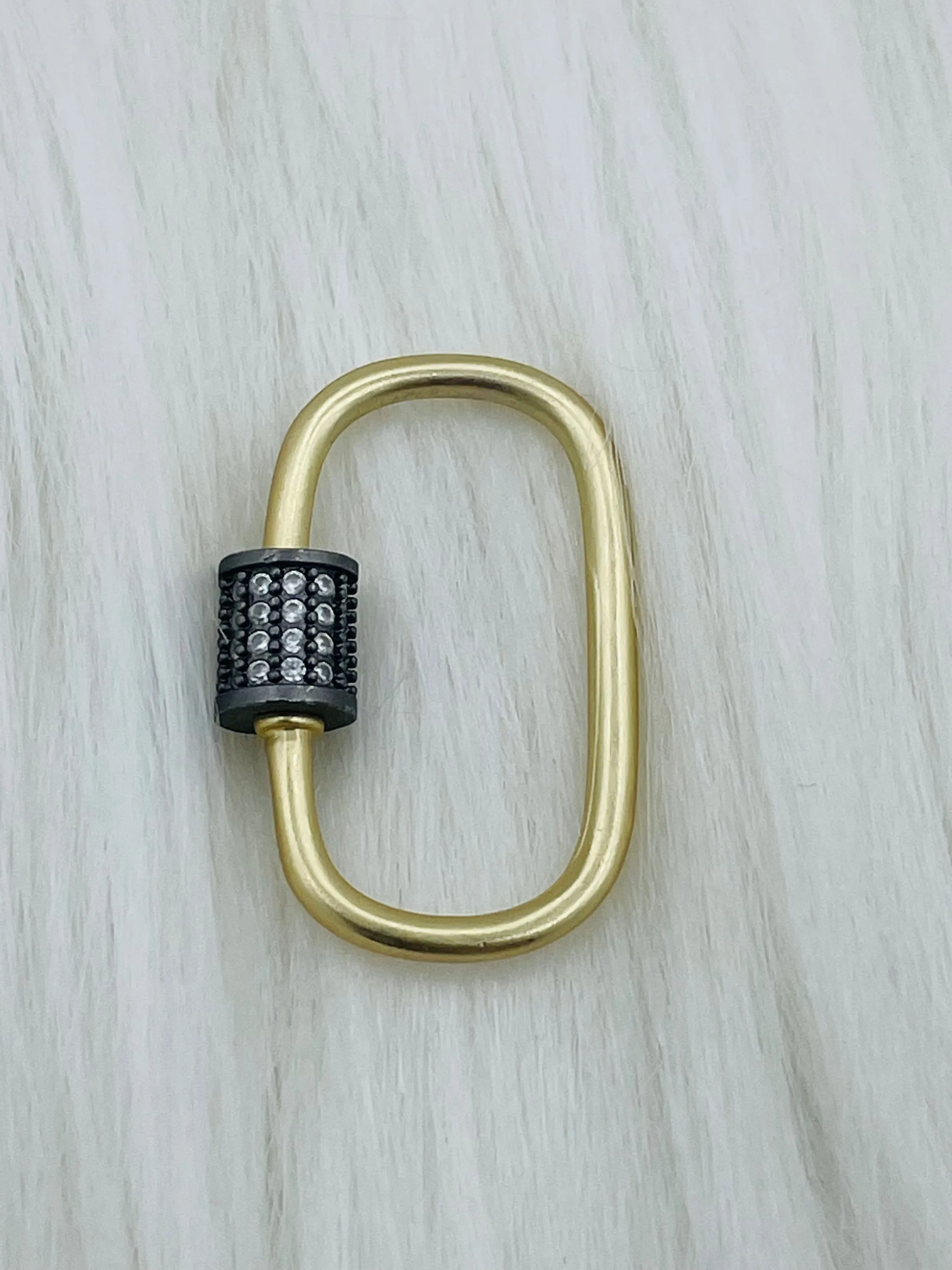 Oval Carabiner lock clasp. Mixed Metals, Brass Carabiner Screw Clasp, Carabiner Screw Pendant, Screw Connector Lock. Matte Gun, Matte Gold